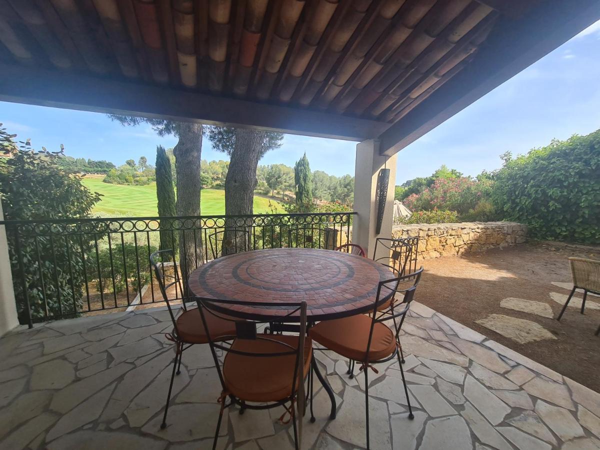 Superbe Villa-Domaine Avec Golf Piscine Et Tennis Saint-Cyr-sur-Mer Εξωτερικό φωτογραφία