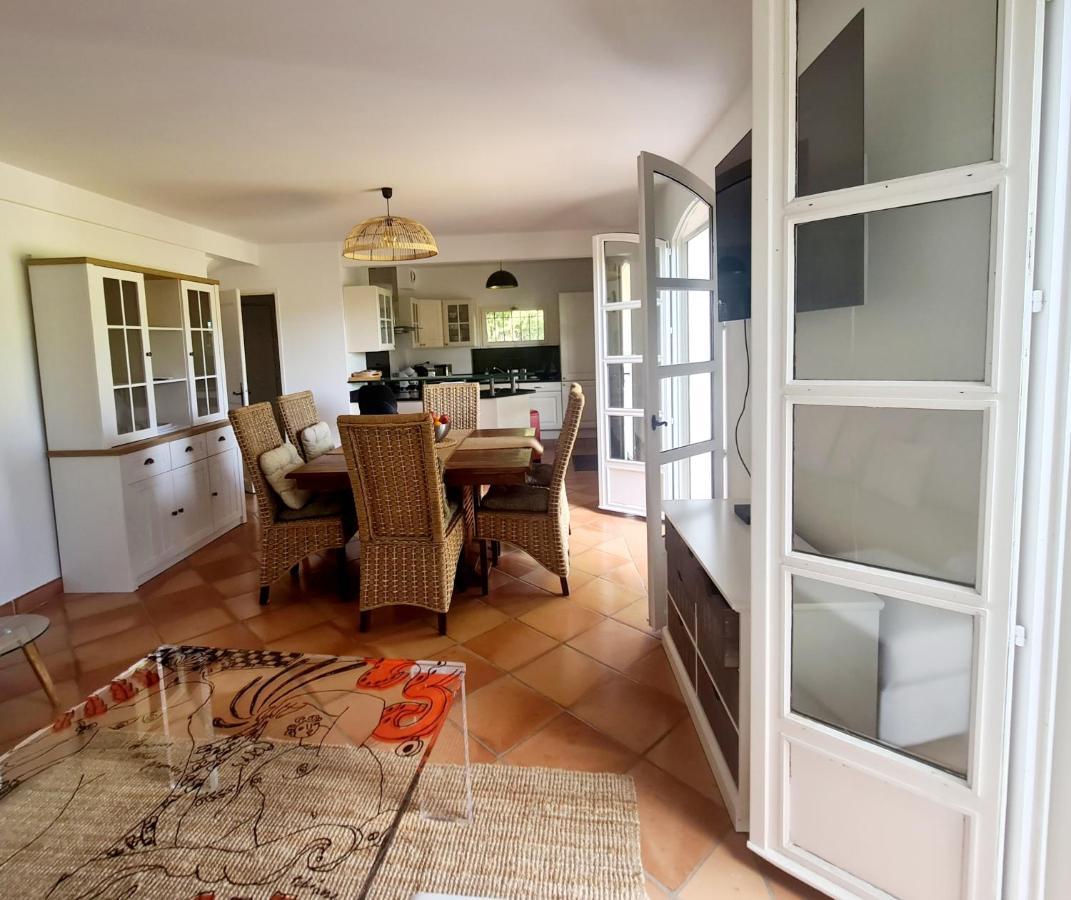 Superbe Villa-Domaine Avec Golf Piscine Et Tennis Saint-Cyr-sur-Mer Εξωτερικό φωτογραφία