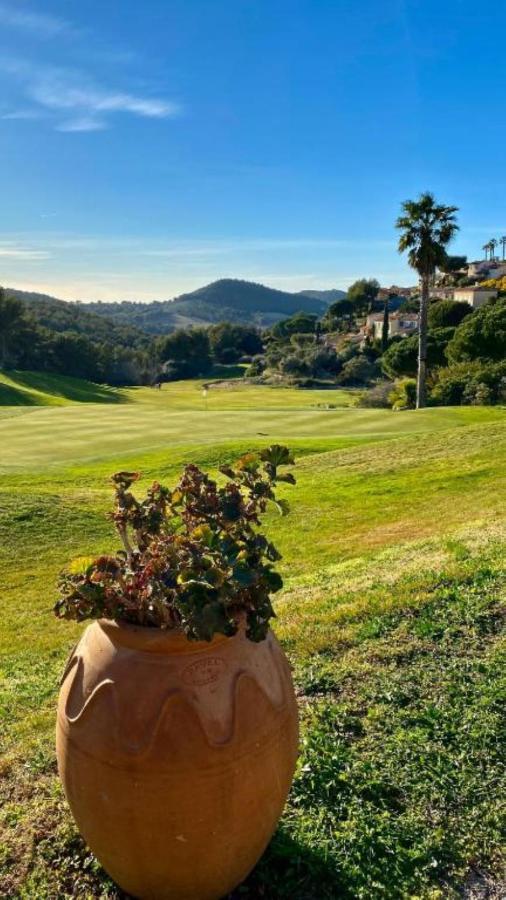 Superbe Villa-Domaine Avec Golf Piscine Et Tennis Saint-Cyr-sur-Mer Εξωτερικό φωτογραφία