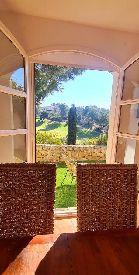 Superbe Villa-Domaine Avec Golf Piscine Et Tennis Saint-Cyr-sur-Mer Εξωτερικό φωτογραφία