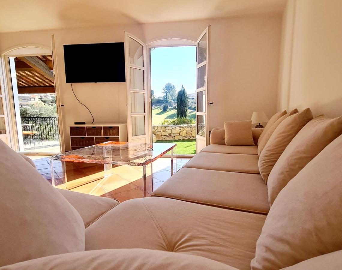 Superbe Villa-Domaine Avec Golf Piscine Et Tennis Saint-Cyr-sur-Mer Εξωτερικό φωτογραφία