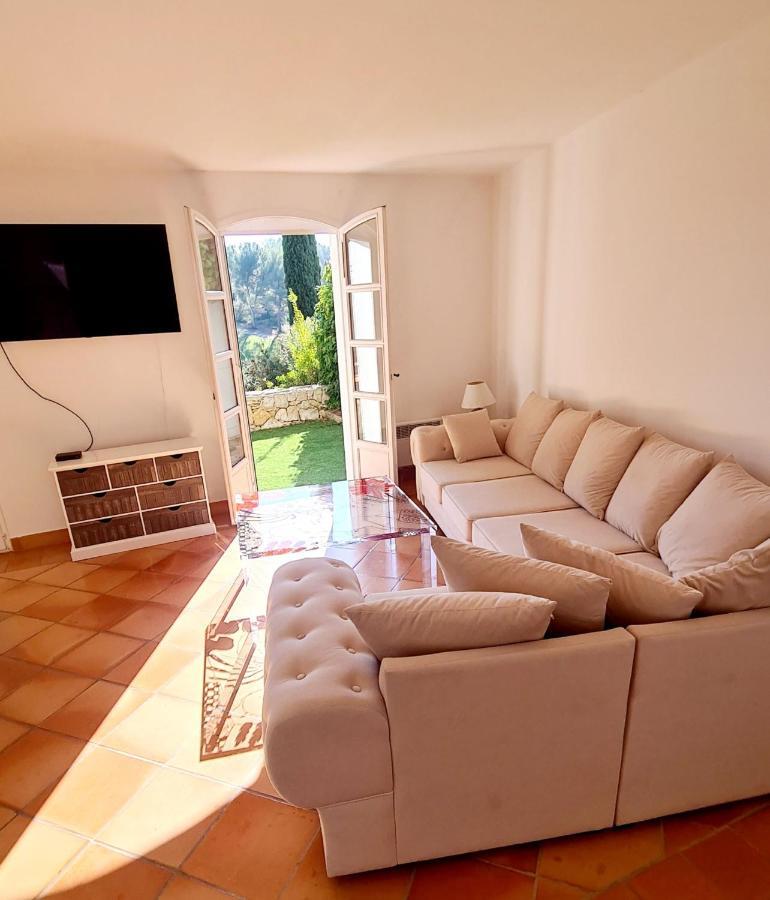 Superbe Villa-Domaine Avec Golf Piscine Et Tennis Saint-Cyr-sur-Mer Εξωτερικό φωτογραφία